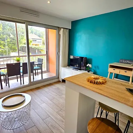 아파트 Renovated With Balcony And Modern Style 생 망드리에 쉬르 메르